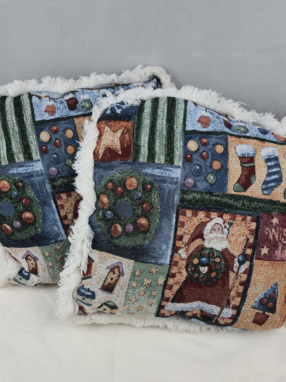 Vintage Mohawk Home Holiday Santa Patchwork Throw Pillows (Set of 2)